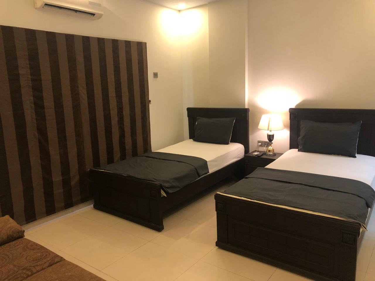 Sunset Suites Karachi Exterior photo